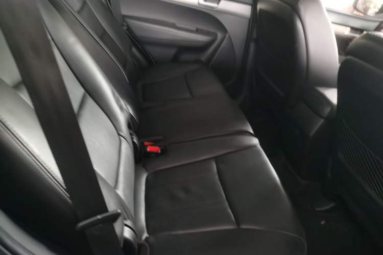 Used Kia Sorento 2012 2.4L Gasoline Luxury Edition Right Rear Seat
