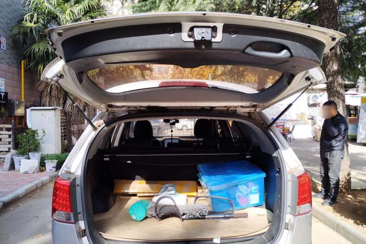 Used Kia Sorento 2012 2.4L Gasoline Comfort Edition Trunk