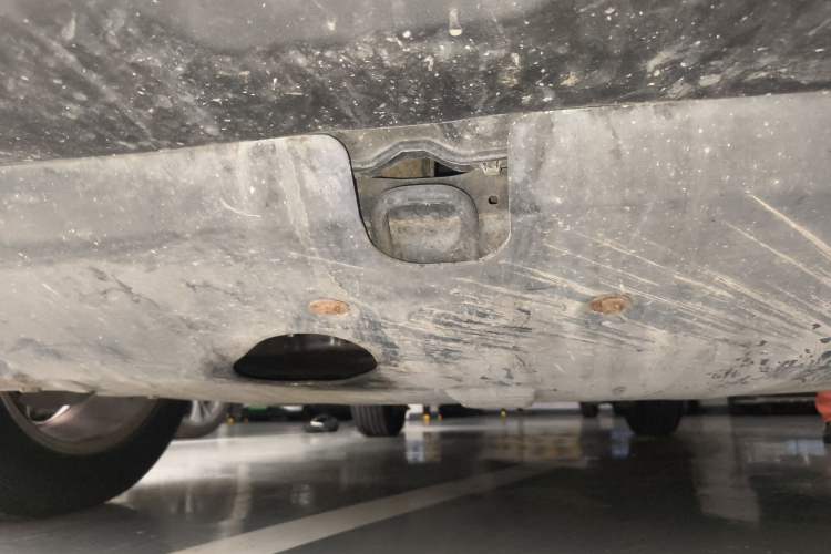 Used Kia Sorento 2012 2.2T Diesel Luxury Edition Chassis Front