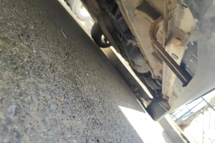 Used Kia Sorento 2012 2.4L Gasoline Luxury Edition Chassis Front Left