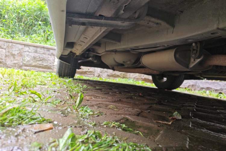 Used Kia Sorento 2012 2.4L Gasoline Supreme Edition Chassis Front Right