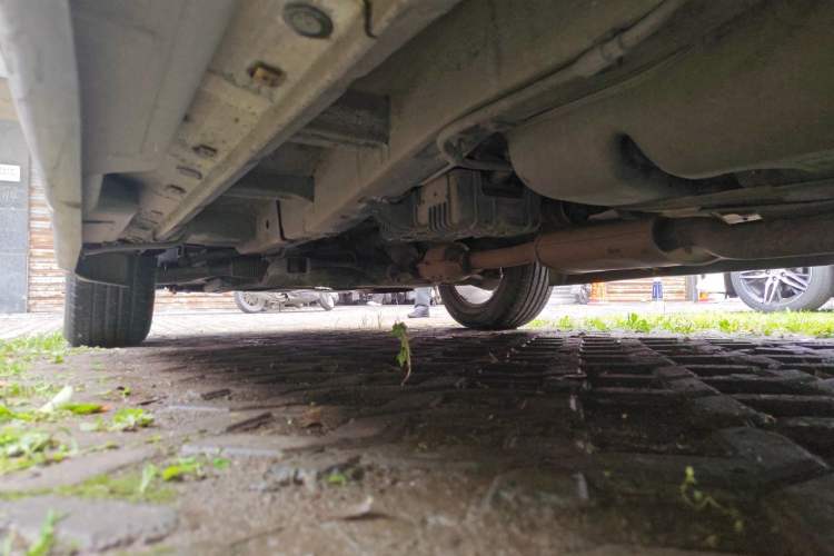 Used Kia Sorento 2012 2.4L Gasoline Supreme Edition Chassis Rear Left