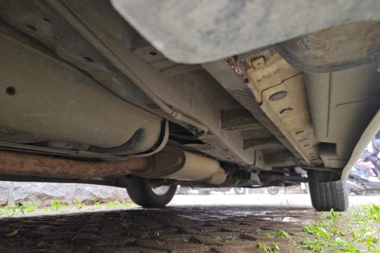 Used Kia Sorento 2012 2.4L Gasoline Supreme Edition Chassis Rear Right