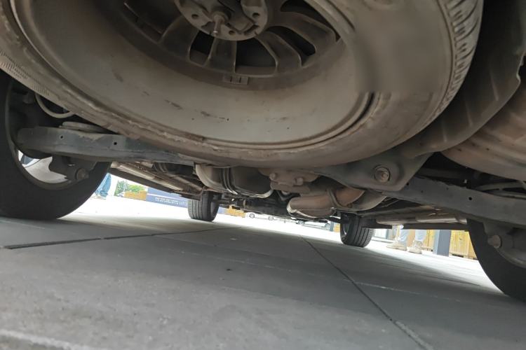 Used Kia Sorento 2012 2.4L Gasoline Supreme Edition Chassis Rear