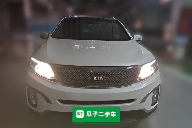 Used Kia Sorento 2012 2.4L Gasoline Comfort Edition Front