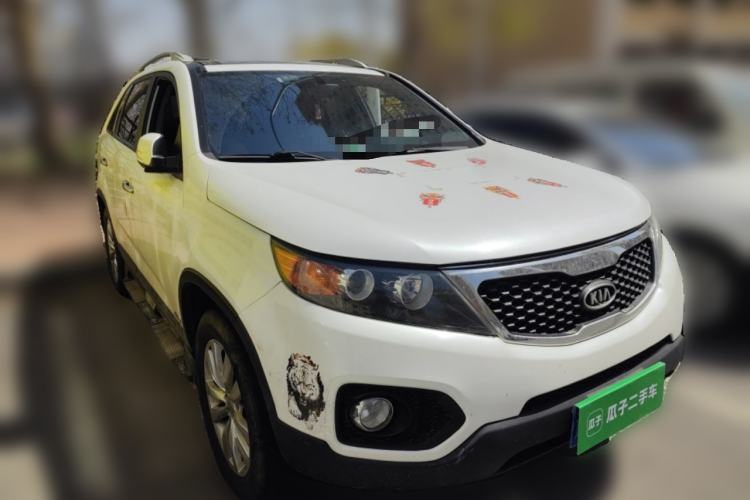 Used Kia Sorento 2012 2.4L Gasoline Luxury Edition Front Right 45 Deg