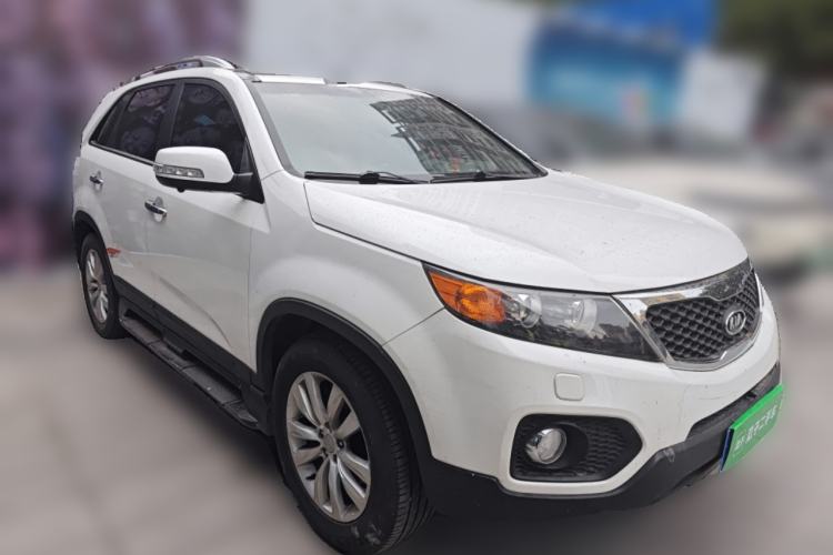 Used Kia Sorento 2012 2.4L Gasoline Supreme Edition Front Right 45 Deg