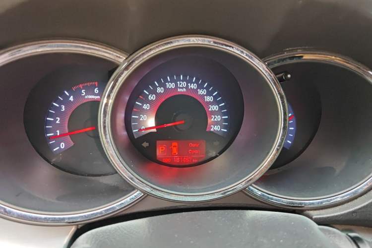 Used Kia Sorento 2012 2.2T Diesel Supreme Edition Instrument Cluster