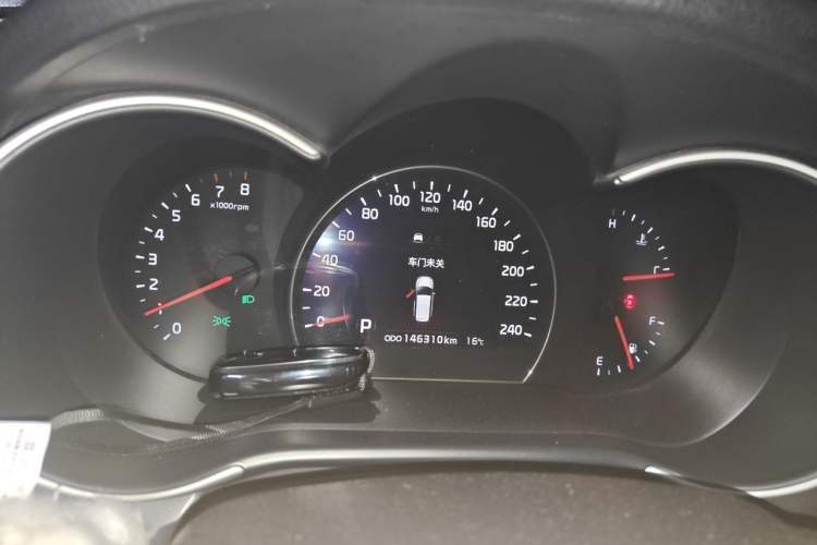 Used Kia Sorento 2012 2.4L Gasoline Comfort Edition Instrument Cluster