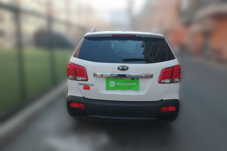Used Kia Sorento 2012 2.4L Gasoline Luxury Edition Rear