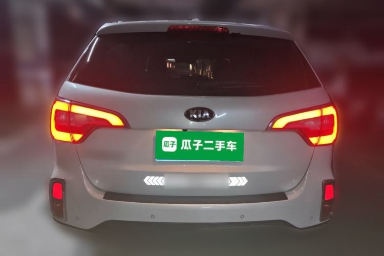 Used Kia Sorento 2012 2.4L Gasoline Comfort Edition Rear