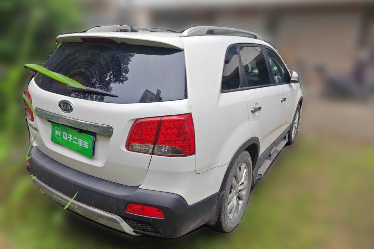 Used Kia Sorento 2012 2.4L Gasoline Supreme Edition Rear Right 45 Deg