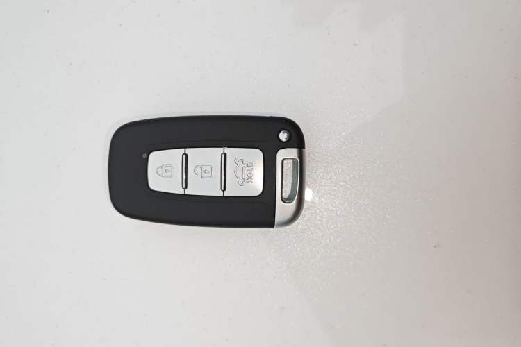 Used Kia Sorento 2012 2.2T Diesel Supreme Edition Vehicle Key