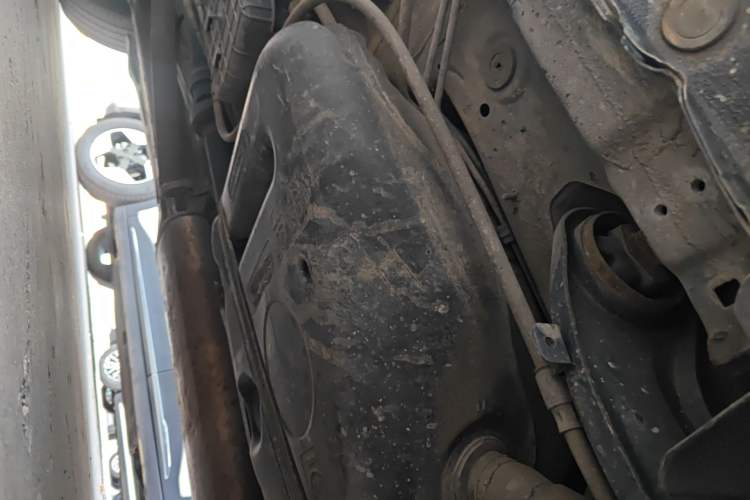 Used Kia Sorento  Chassis Rear Left
