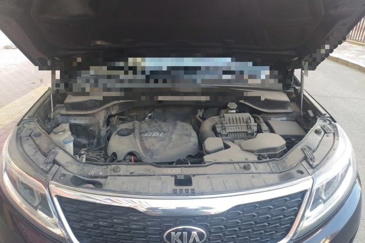 Used Kia Sorento 2013 2.4L 5-Seater Gasoline Comfort Version China IV Standard Engine Bay