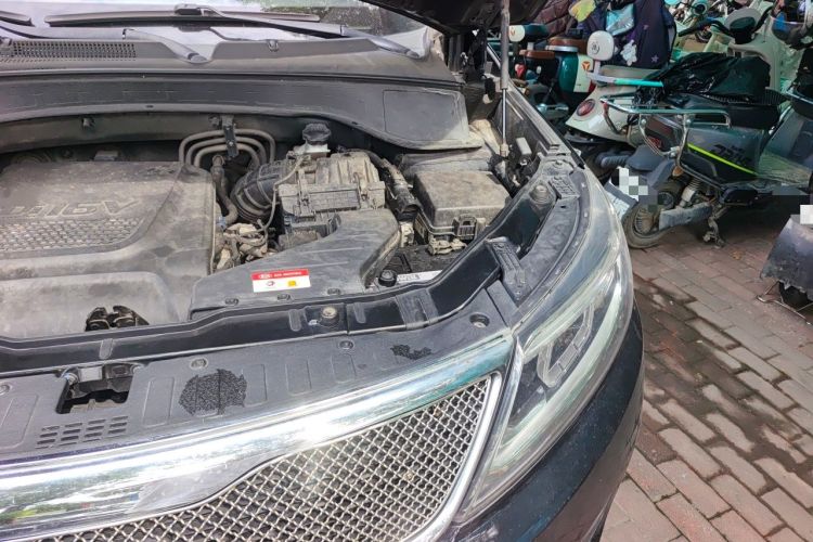 Used Kia Sorento 2013 2.2T 5-Seater Diesel Luxury Edition Engine Bay Left