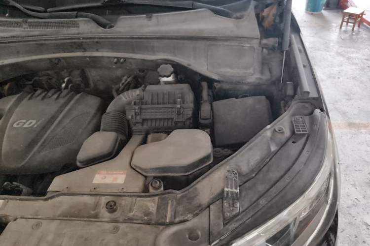 Used Kia Sorento 2013 2.4L 7-Seater Gasoline Comfort Edition China V Standard Engine Bay Left