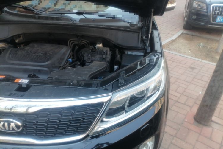 Used Kia Sorento 2013 2.2T 5-Seater Diesel Supreme Edition Engine Bay Left
