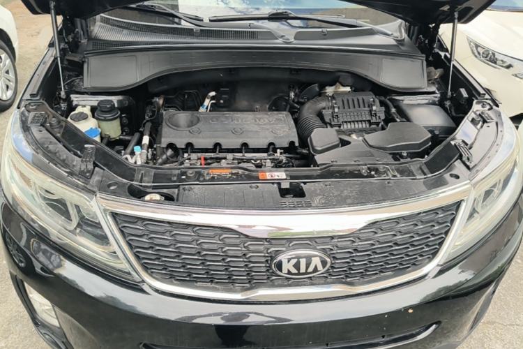 Used Kia Sorento 2013 2.4L 7-seat Gasoline Luxury Edition Engine Bay