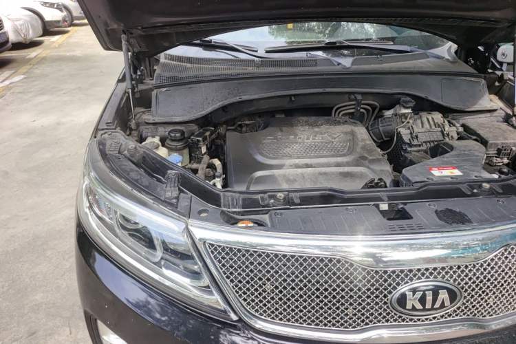 Used Kia Sorento 2013 2.2T 5-Seater Diesel Luxury Edition Engine Bay Right