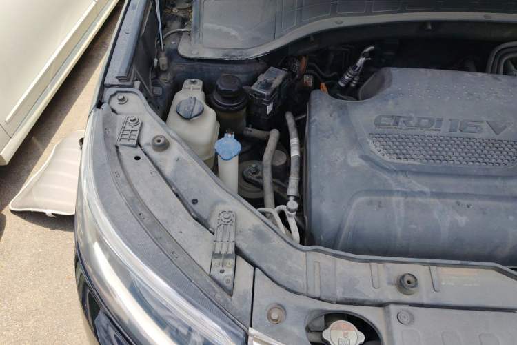 Used Kia Sorento 2013 2.2T 5-Seater Diesel Luxury Edition Engine Bay Right