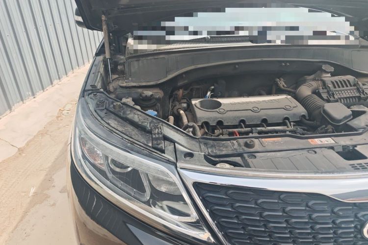 Used Kia Sorento 2013 2.4L 5-Seater Gasoline Comfort Edition Engine Bay Right
