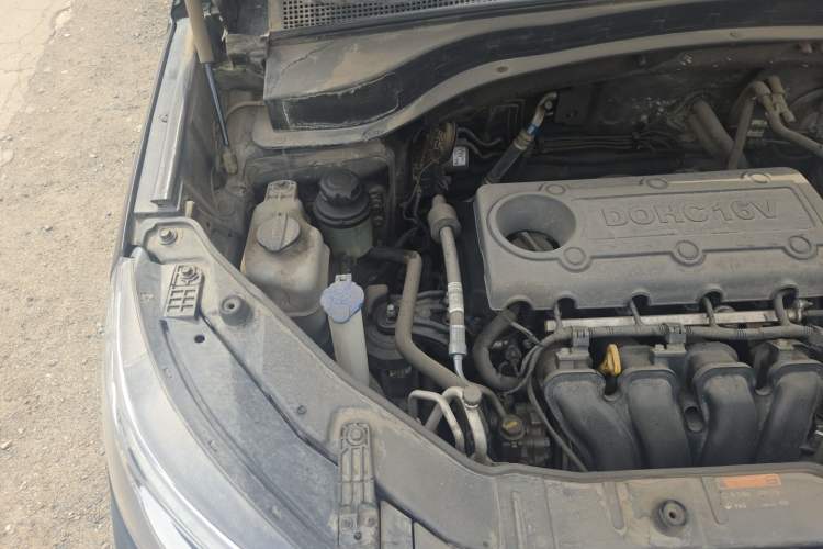 Used Kia Sorento 2013 2.4L 5-seat Gasoline Luxury Edition Engine Bay Right