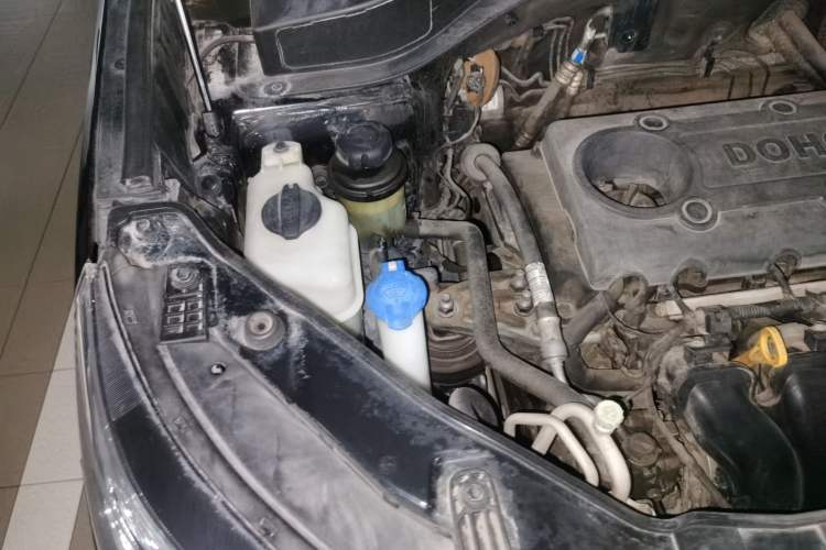 Used Kia Sorento 2013 2.4L 5-Seater Gasoline Supreme Edition Engine Bay Right