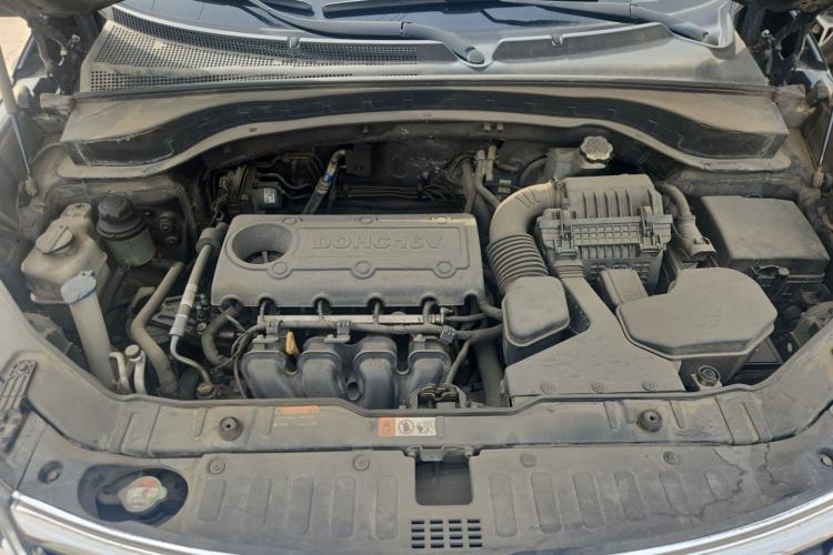 Used Kia Sorento 2013 2.4L 5-seat Gasoline Luxury Edition Engine Bay