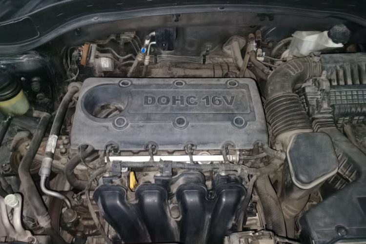 Used Kia Sorento 2013 2.4L 5-Seater Gasoline Supreme Edition Engine Bay