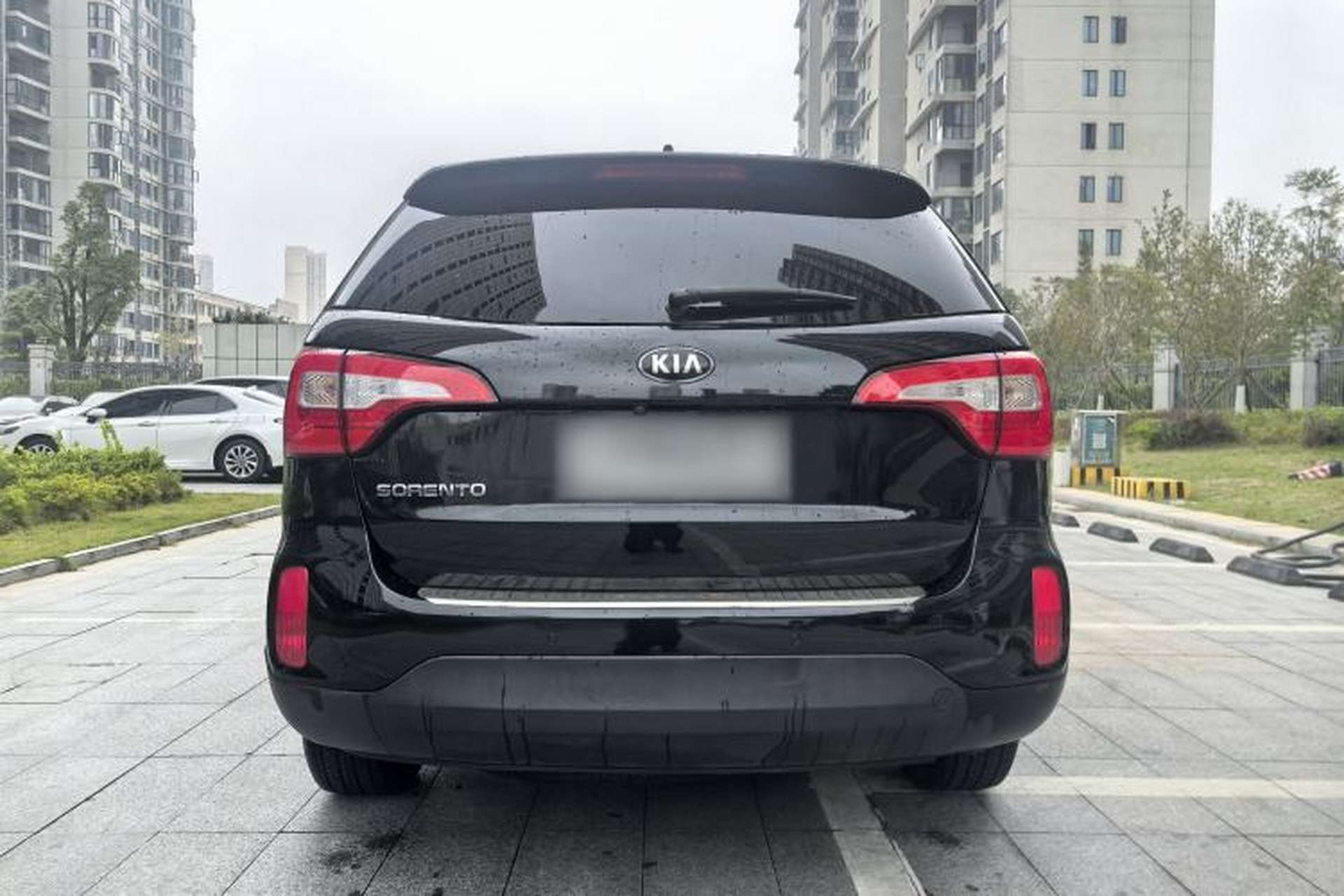 Used Kia Sorento 2013 2.4L 5-seat Gasoline Luxury Edition Exterior 15