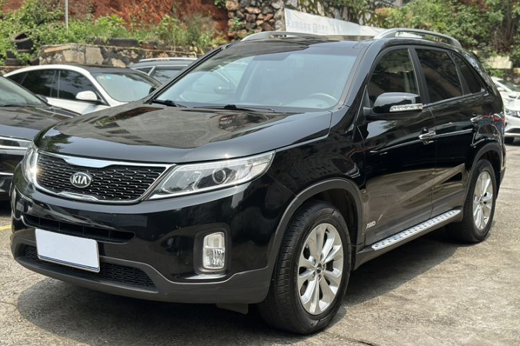 Used Kia Sorento 2013 2.4L 7-seat Gasoline Luxury Edition Exterior 2