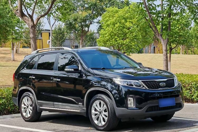 Used Kia Sorento 2013 2.4L 7-seat Gasoline Luxury Edition Exterior 2