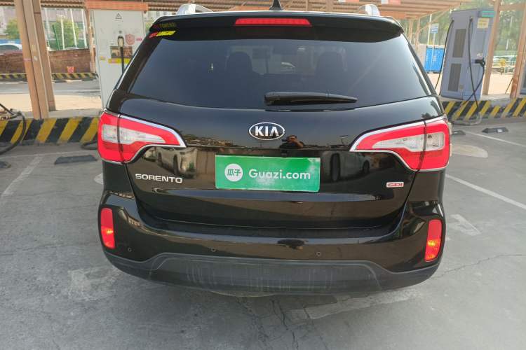 Used Kia Sorento 2013 2.4L 7-Seater Gasoline Luxury Version China IV Standard Exterior 4