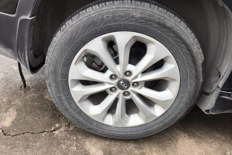 Used Kia Sorento 2013 2.2T 5-Seater Diesel Supreme Edition Exterior 8