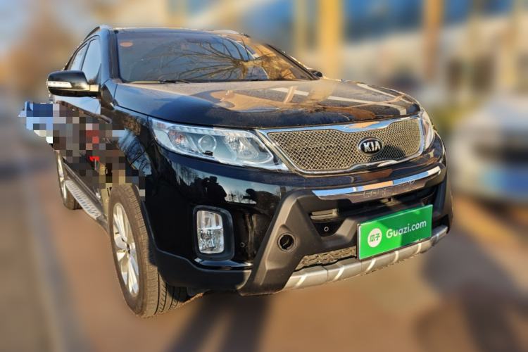 Used Kia Sorento 2013 2.2T 7-seat Diesel Luxury Edition Front Right 45 Deg