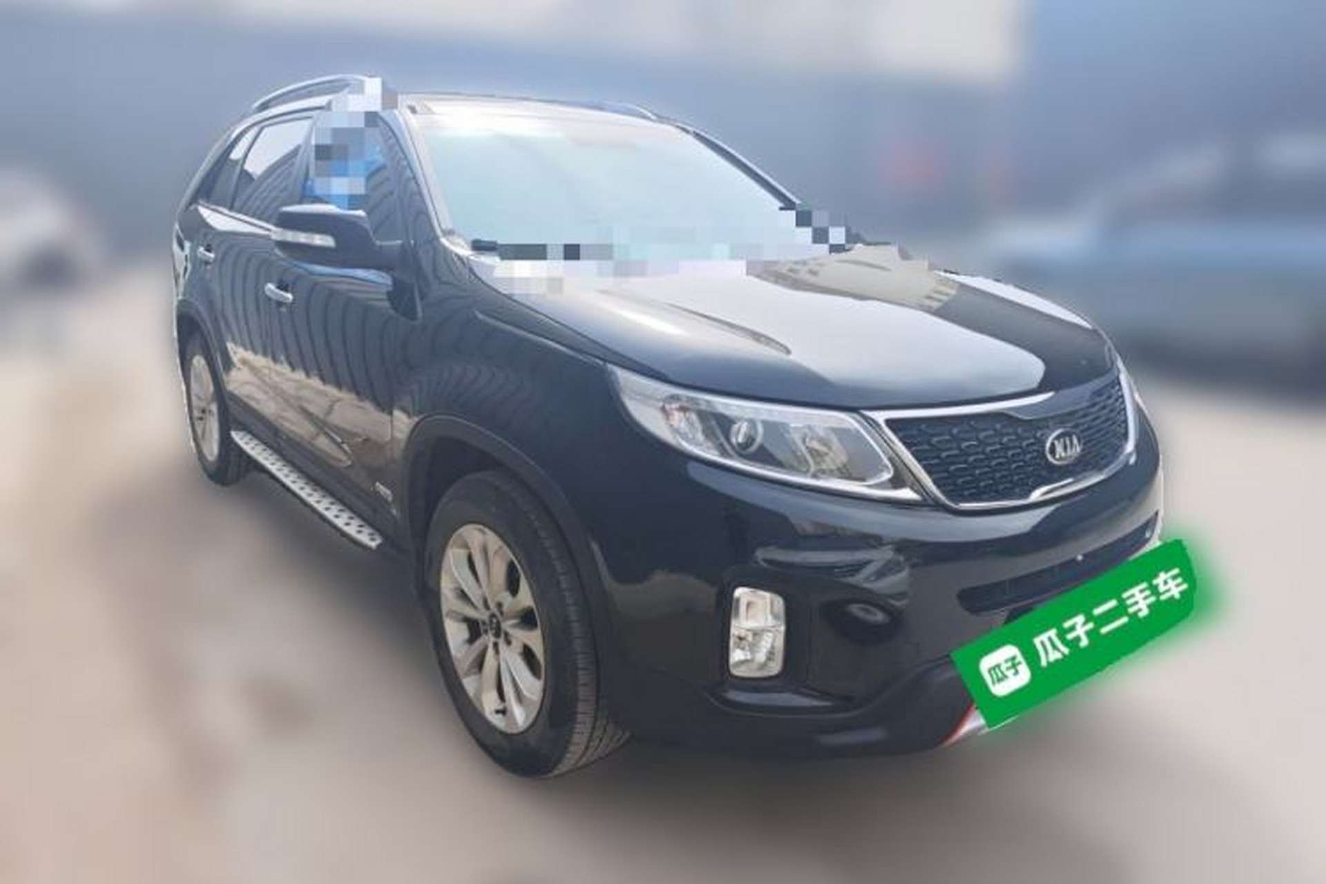 Used Kia Sorento 2013 2.4L 5-Seater Gasoline Comfort Edition Front Right 45 Deg
