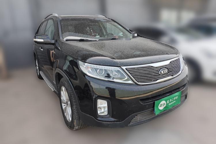 Used Kia Sorento  Front Right 45 Deg