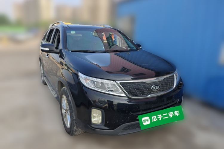 Used Kia Sorento 2013 2.4L 5-Seater Gasoline Supreme UVO Version China V Emission Standard Front Right 45 Deg