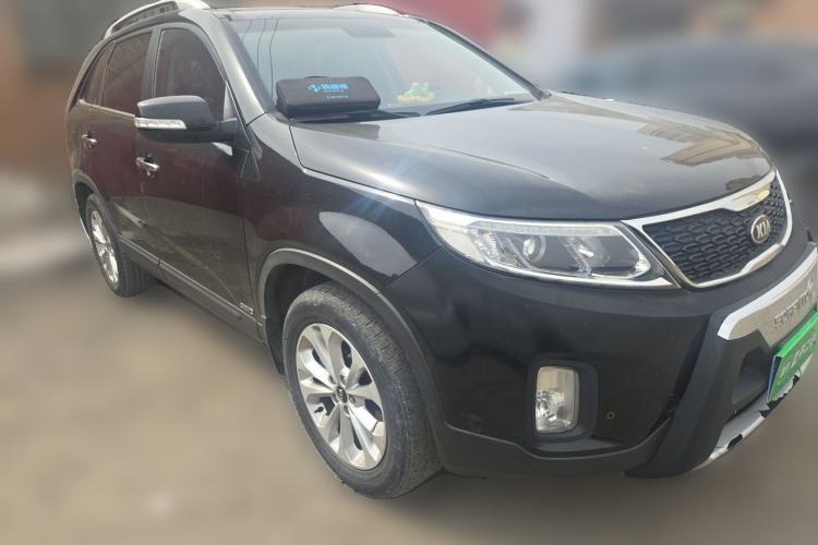 Used Kia Sorento 2013 2.4L 5-seat Gasoline Luxury Edition Front Right 45 Deg