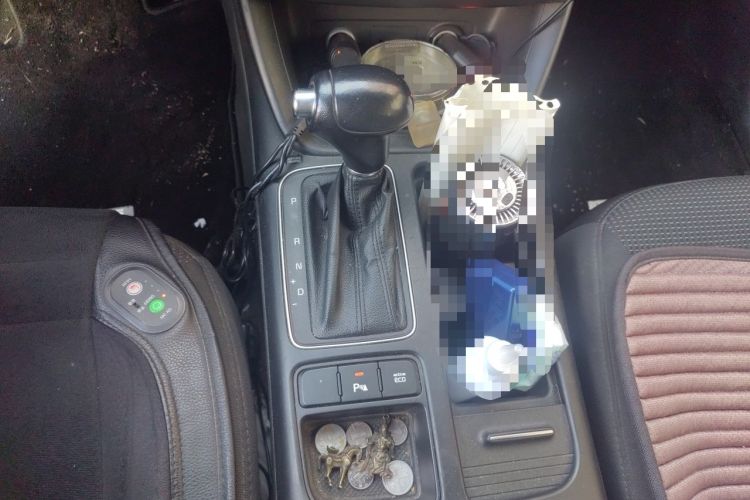 Used Kia Sorento 2013 2.4L 5-Seater Gasoline Comfort Version China IV Standard Gear Lever