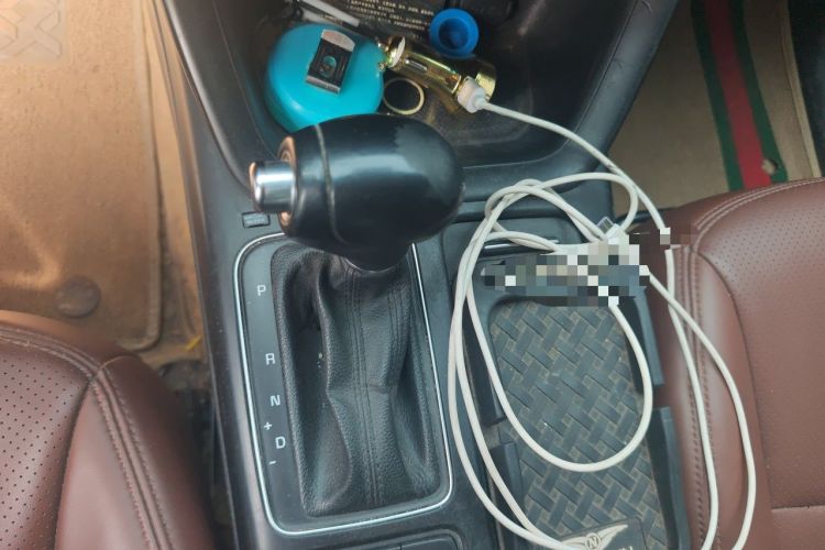 Used Kia Sorento 2013 2.4L 5-Seater Gasoline Comfort Edition Gear Lever