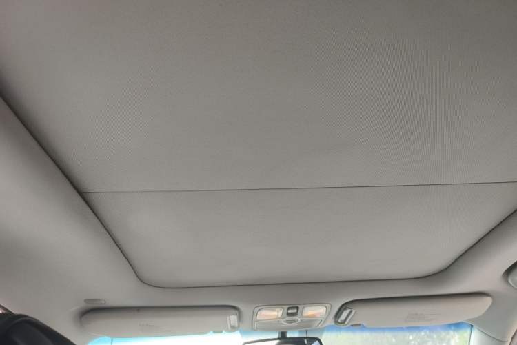 Used Kia Sorento 2013 2.4L 5-seat Gasoline Luxury Edition Headliner