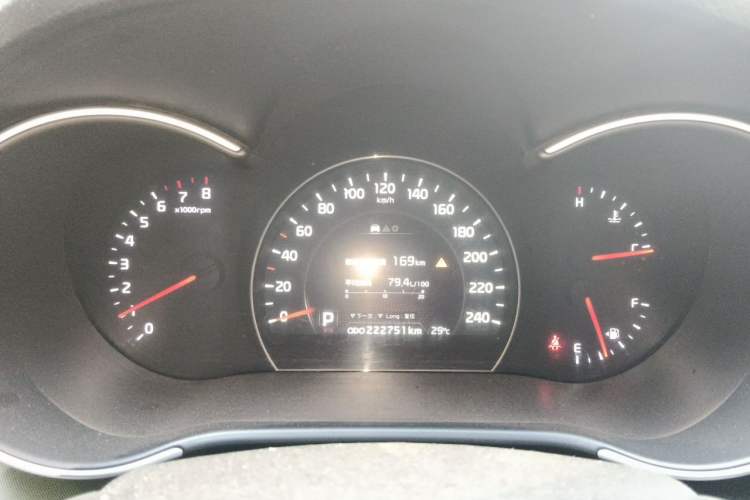 Used Kia Sorento 2013 2.4L 7-Seater Gasoline Luxury Edition China V Standard Instrument Cluster