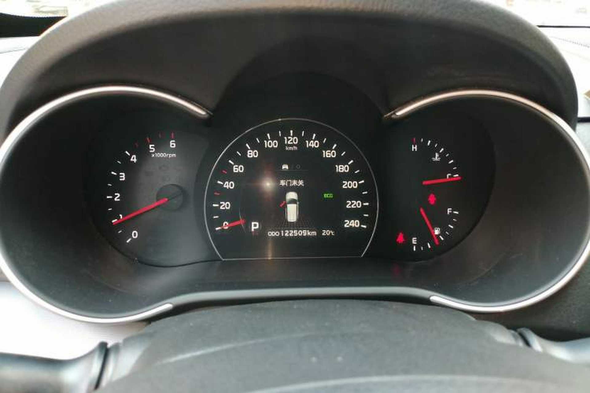 Used Kia Sorento 2013 2.2T 5-Seater Diesel Supreme Edition Instrument Cluster