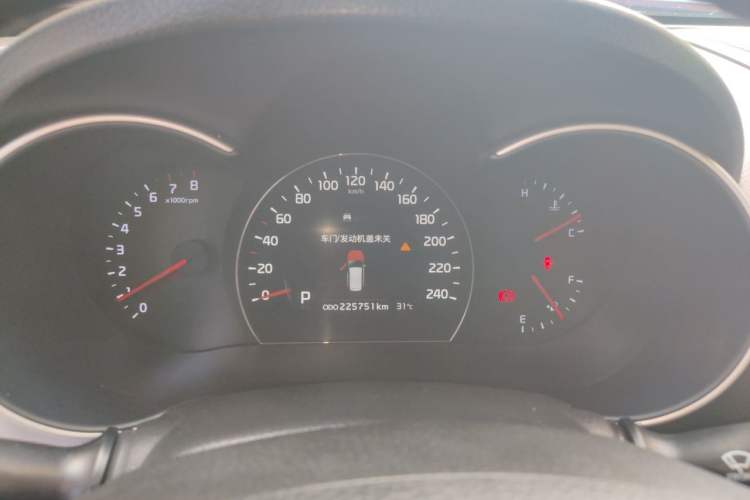 Used Kia Sorento 2013 2.4L 5-Seater Gasoline Supreme Edition China IV Standard Instrument Cluster