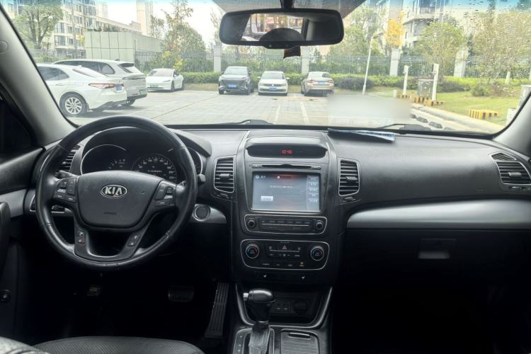 Used Kia Sorento 2013 2.4L 5-seat Gasoline Luxury Edition Interior 11