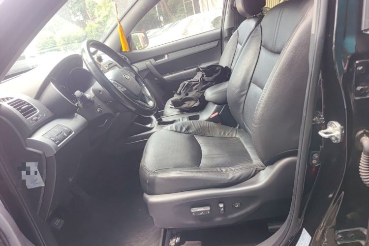 Used Kia Sorento 2013 2.2T 5-Seater Diesel Luxury Edition Left Front Seat