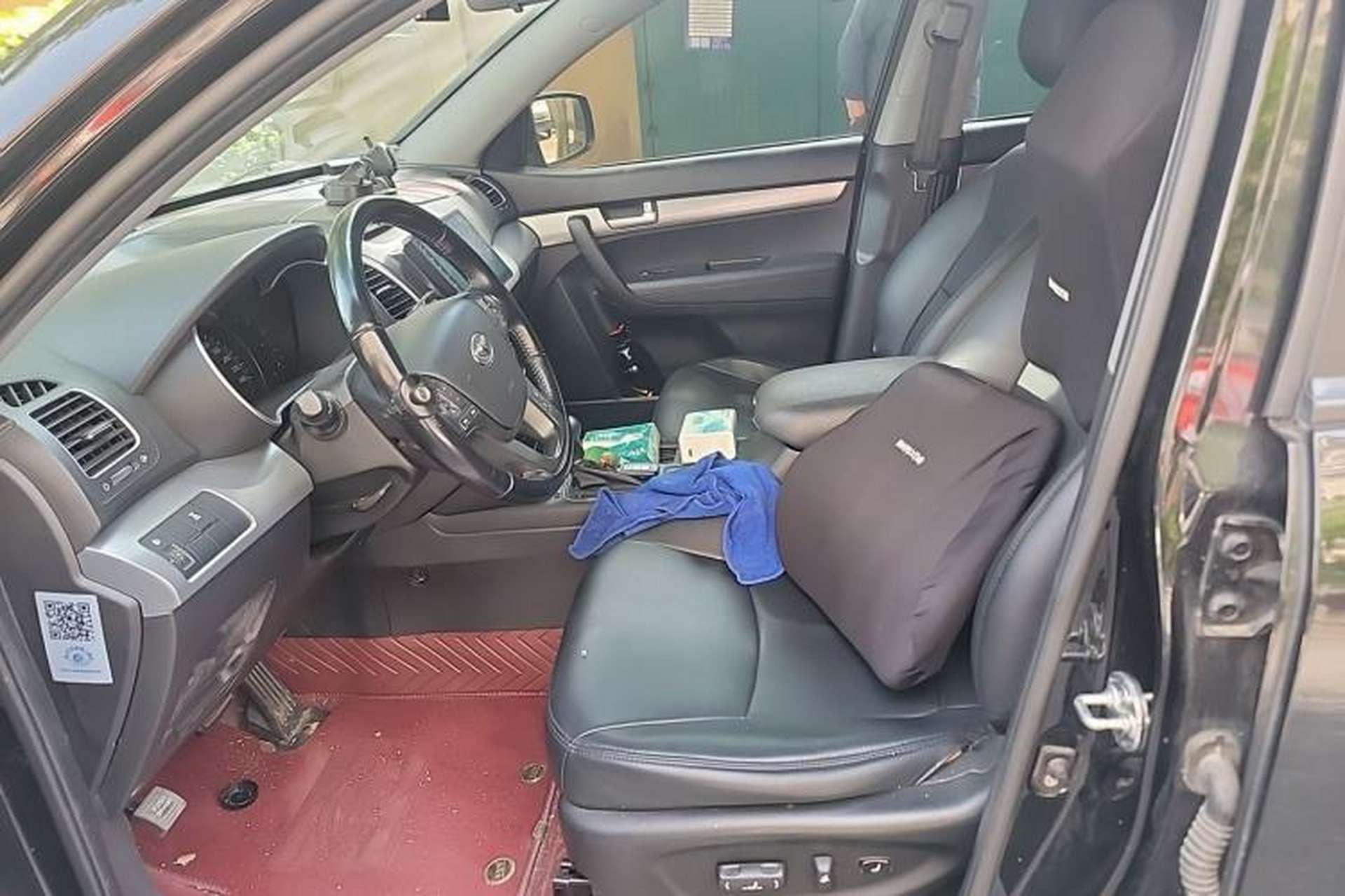 Used Kia Sorento 2013 2.2T 7-seat Diesel Comfort Edition Left Front Seat