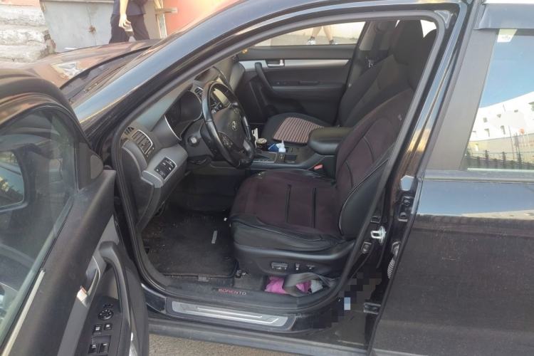 Used Kia Sorento 2013 2.4L 5-Seater Gasoline Comfort Version China IV Standard Left Front Seat